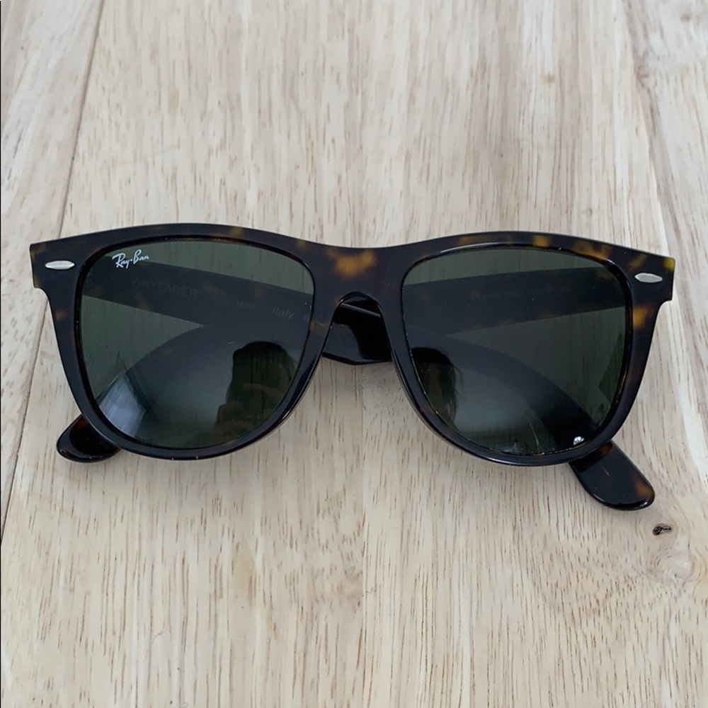 Ray Ban 2140 wayfarer (54 mm lens)